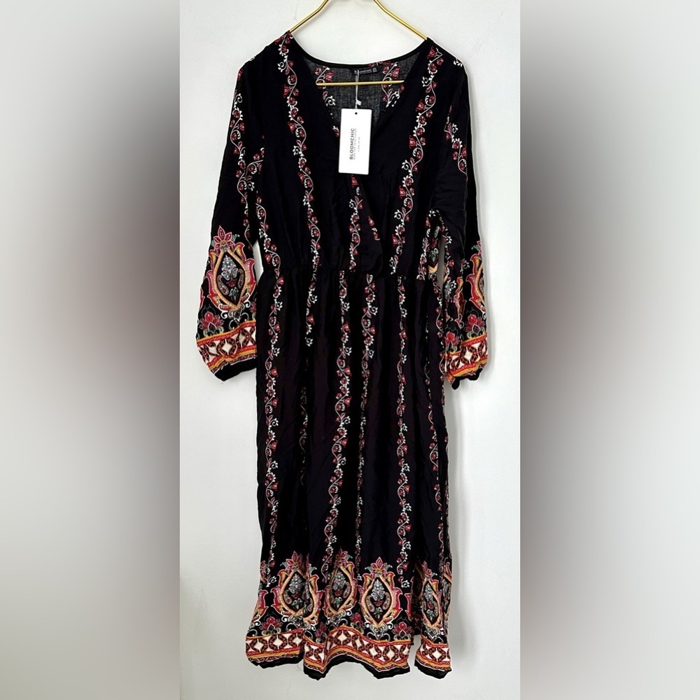 NWT Bloomchic Black Paisley Floral Long Sleeve Lightweight Flowy Maxi Dress 12
